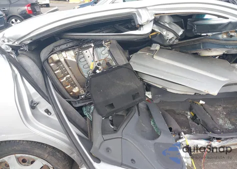 2003 Hyundai Elantra Gls/Gt z USA, uszkodzony, nr VIN KMHDN45D43U679608